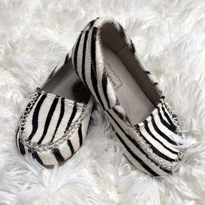Fox Paws Zebra Striped Baby Slip-On Size 7 Shoes